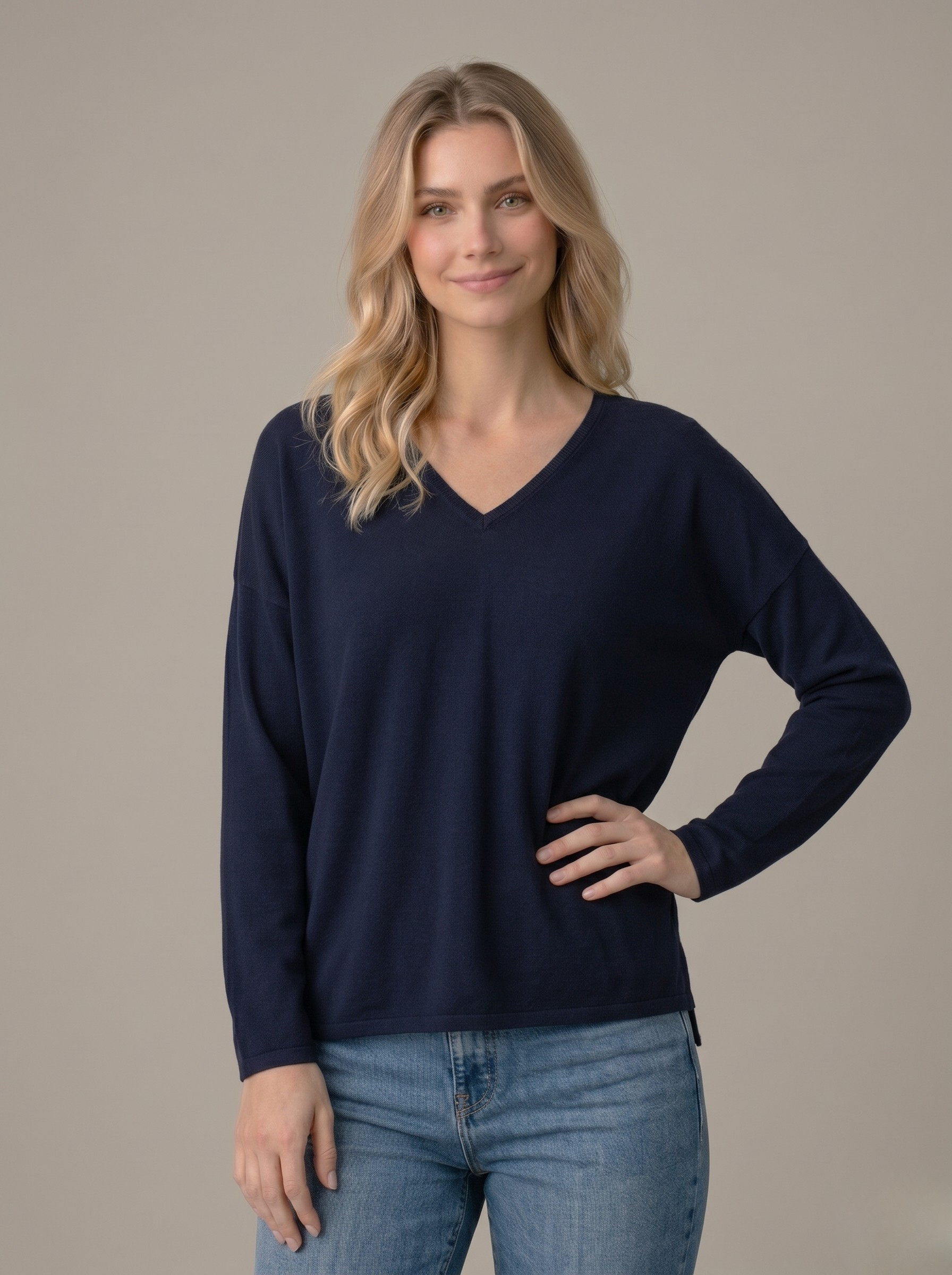 Maglia over donna in cotone con scollo a V bluenavy